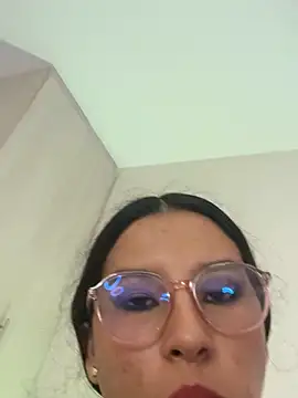 Snapshot of babylexi18 chatting on 05/15/26, 07:45 babylexi18 online show from 05/15/26, 07:45
