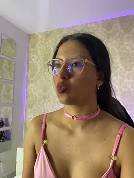 Snapshot of babylexi18 chatting on 08/02/26, 03:16 babylexi18 online show from 08/02/26, 03:16