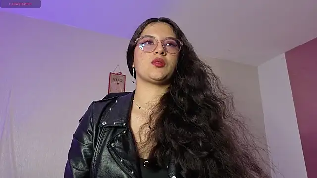 Snapshot of babylexi18 chatting on 04/11/26, 08:23 babylexi18 online show from 04/11/26, 08:23