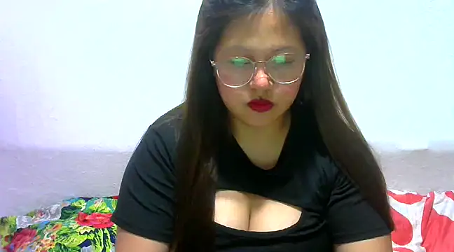 Snapshot of Miss_Ashley chatting on 02/26/25, 02:38 Miss Ashley online show from 02/26/25, 02:38