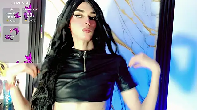 Snapshot of cami_valkyrie chatting on 03/26/26, 08:18 cami valkyrie online show from 03/26/26, 08:18