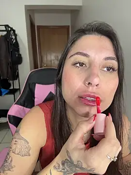 Snapshot of Carolzinhalux69 chatting on 07/08/26, 05:24 Carolzinhalux69 online show from 07/08/26, 05:24