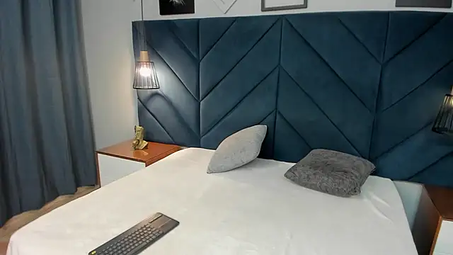 Snapshot of maddy_lopez chatting on 04/10/26, 07:21 maddy lopez online show from 04/10/26, 07:21