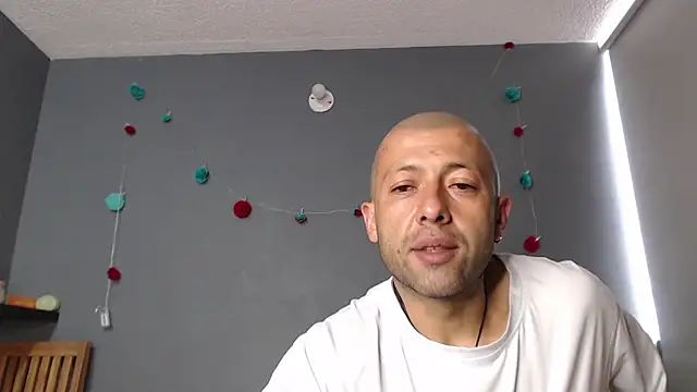  bonnie and clyde online show from 05/21/26, 08:28