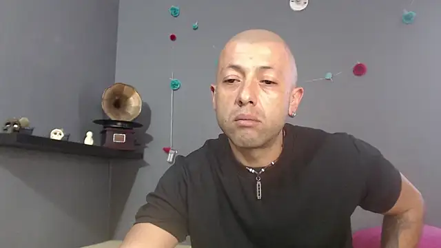  bonnie and clyde online show from 07/01/26, 08:20