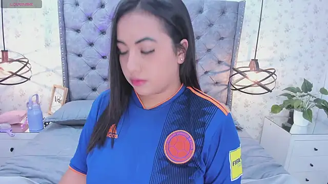 NicolMillerr  online show from 04/09/26, 03:19