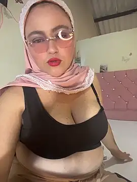 Snapshot of Marian_fadel chatting on 06/07/26, 01:16 Marian fadel online show from 06/07/26, 01:16