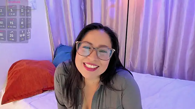 hannabackerr online show from 04/01/26, 12:06