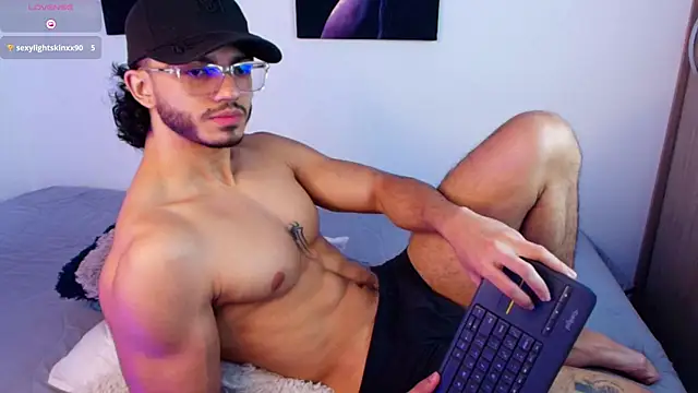 Snapshot of IamAxel03 chatting on 06/10/26, 06:09 IamAxel03 online show from 06/10/26, 06:09