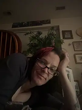 Snapshot of Casidy1 chatting on 05/18/26, 10:31 Casidy1 online show from 05/18/26, 10:31
