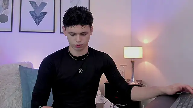 mykelcano online show from 05/11/26, 01:34