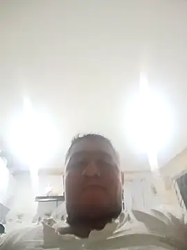 luis20212 online show from 03/27/26, 08:26