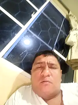 luis20212 online show from 03/29/26, 05:31