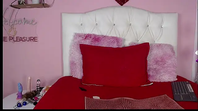 Snapshot of SALAMANDRA_FRANCO chatting on 04/07/26, 08:21 SALAMANDRA FRANCO online show from 04/07/26, 08:21