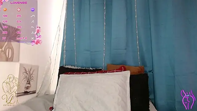 Snapshot of SALAMANDRA_FRANCO chatting on 06/19/26, 08:14 SALAMANDRA FRANCO online show from 06/19/26, 08:14