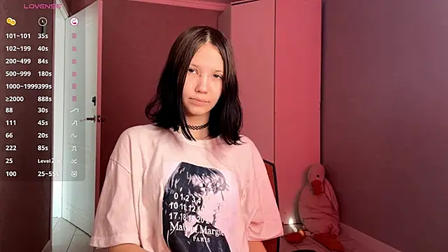 AmeliaMiotii online show from 04/11/26, 10:19