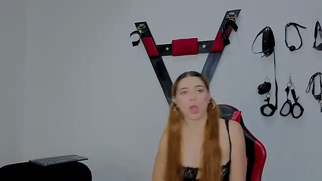 Hana and Zeta2026 online show from 04/01/26, 01:41