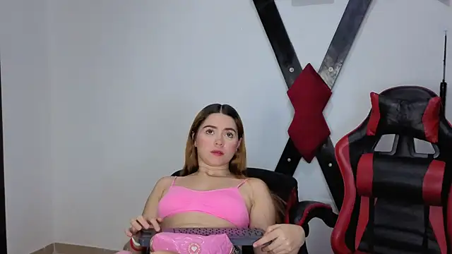 Hana and Zeta2026 online show from 04/13/26, 12:42