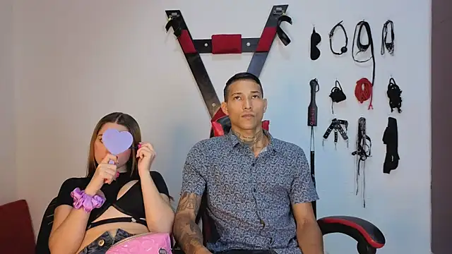 Hana and Zeta2026 online show from 04/22/26, 12:23