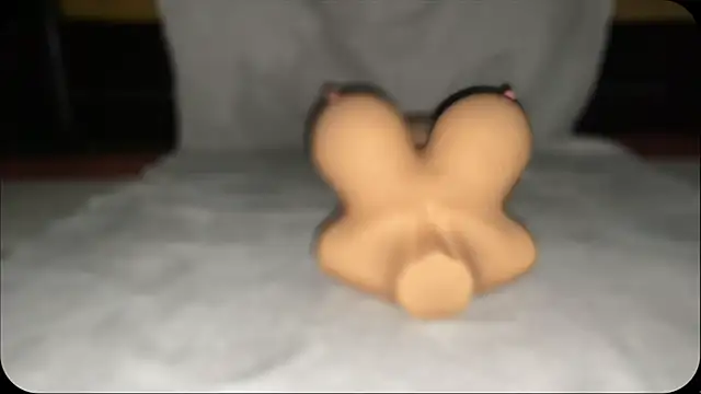 DollFkr online show from 04/22/26, 10:49