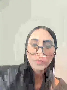 Snapshot of juliacosta chatting on 04/23/26, 01:35 juliacosta online show from 04/23/26, 01:35