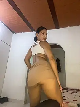lili garcia online show from 05/27/26, 05:15