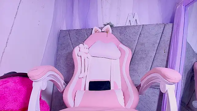 Snapshot of Dulce_tammyy chatting on 03/27/26, 01:45 Dulce tammyy online show from 03/27/26, 01:45