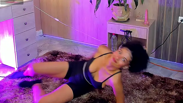 baddie delaylaa online show from 04/10/26, 05:42