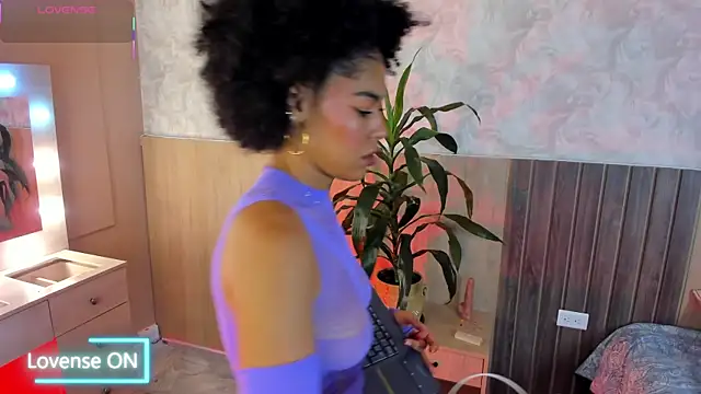 baddie delaylaa online show from 04/07/26, 06:32