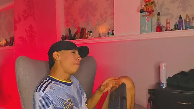 Snapshot of MaicolSmiith_ chatting on 04/02/26, 04:19 MaicolSmiith online show from 04/02/26, 04:19