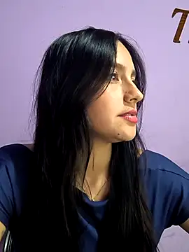 SophiaCastro09  online show from 04/13/26, 10:36