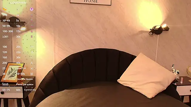 Snapshot of Ciielo_777 chatting on 03/30/26, 08:32 Ciielo 777 online show from 03/30/26, 08:32