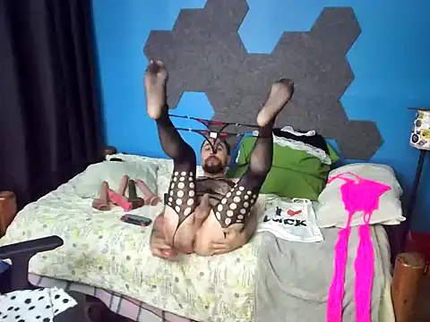 MachoPutito online show from 11/26/25, 01:49