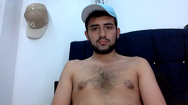Snapshot of derek_smiith chatting on 06/30/26, 02:00 derek smiith online show from 06/30/26, 02:00