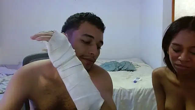 Snapshot of Lucy_slupyyy_hard chatting on 05/11/26, 02:02 Lucy slupyyy hard online show from 05/11/26, 02:02