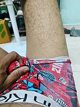 varun2184 online show from 03/30/26, 05:47