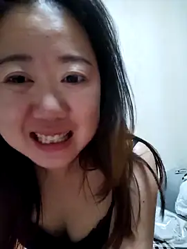 JiaojiaoER online show from 04/17/26, 05:38