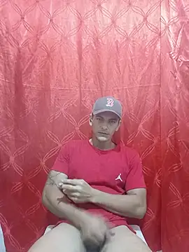 Snapshot of Heartsarm chatting on 06/24/26, 03:54 Heartsarm online show from 06/24/26, 03:54