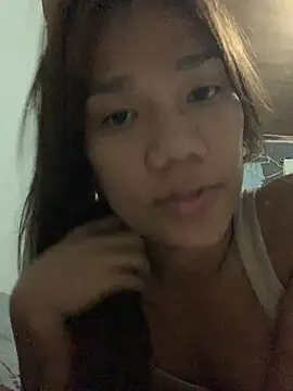 Snapshot of iloveyou_divine22 chatting on 07/06/26, 02:40 iloveyou divine22 online show from 07/06/26, 02:40