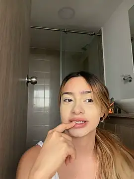 Snapshot of barbievictoria chatting on 06/18/26, 12:10 barbievictoria online show from 06/18/26, 12:10