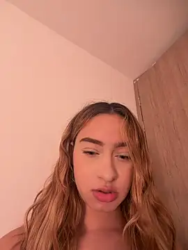 Snapshot of barbievictoria chatting on 04/29/26, 11:22 barbievictoria online show from 04/29/26, 11:22