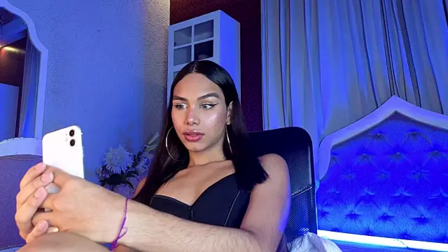 KristinaGriner online show from 05/06/26, 04:16