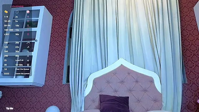 KristinaGriner online show from 04/18/26, 04:04