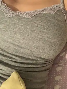 Snapshot of Branquinha_rose chatting on 03/27/26, 07:28 Branquinha rose online show from 03/27/26, 07:28