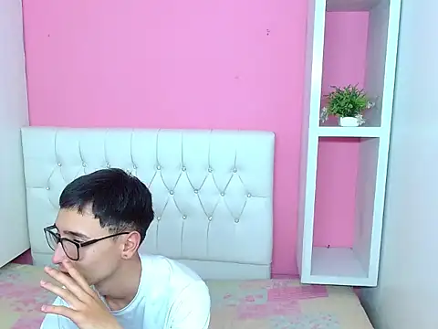 23alana online show from 05/07/26, 03:11
