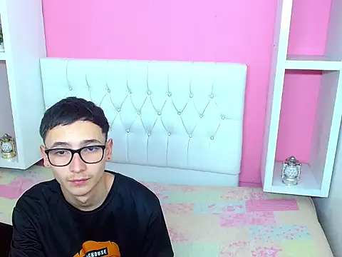 23alana online show from 05/02/26, 03:01