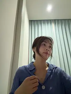 Yang 218 online show from 04/01/26, 04:58