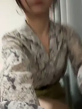 Snapshot of Huihui_518 chatting on 04/08/26, 07:32 Huihui 518 online show from 04/08/26, 07:32