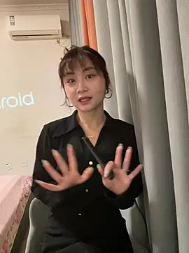 Snapshot of Huihui_518 chatting on 04/06/26, 05:08 Huihui 518 online show from 04/06/26, 05:08