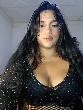 Kim roussee online show from 04/05/26, 06:09